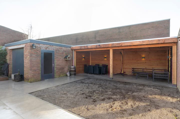 Foto 31 van Spoorstraat 3