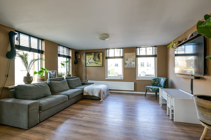 Foto 5 van Oosteinde 33