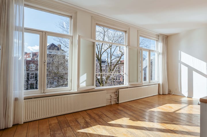 Photo 4 of Prinsengracht 547-2