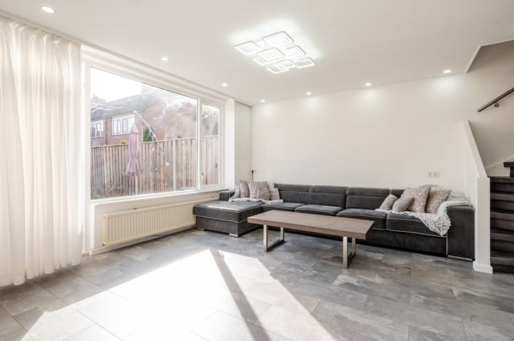 Foto 9 van Oostzeestraat 208