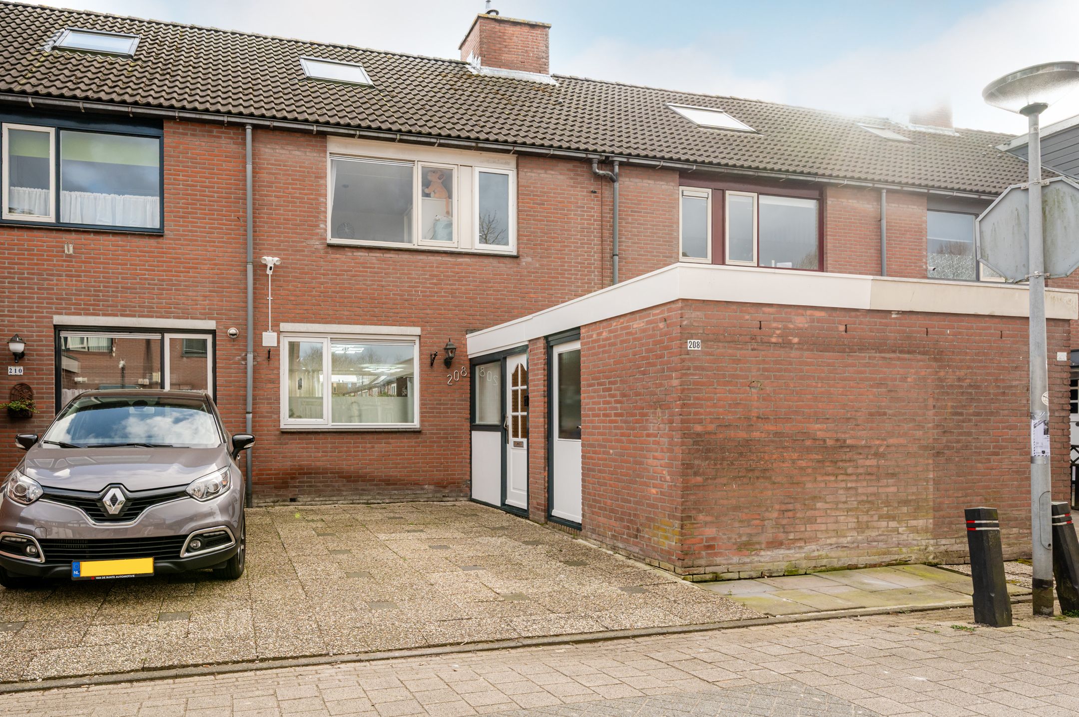 Foto 36 van Oostzeestraat 208