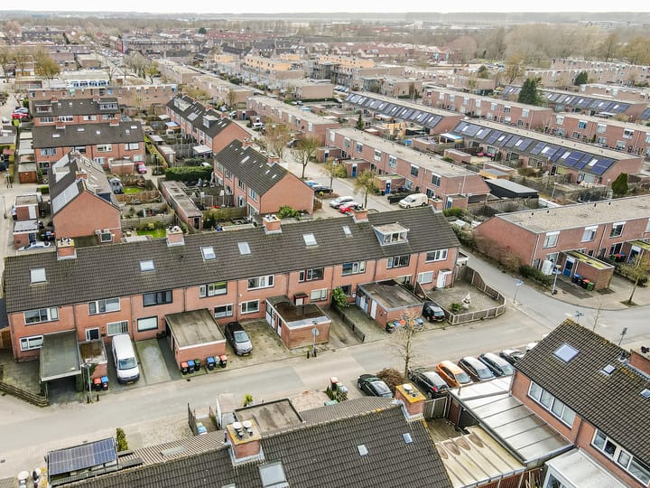 Foto 42 van Oostzeestraat 208