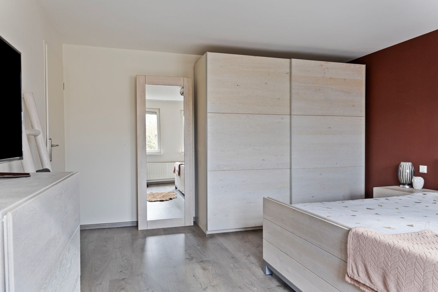 Photo 29 of Wolvespoor 13