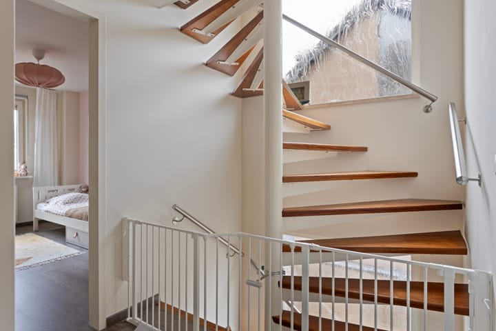 Photo 37 of Wolvespoor 13