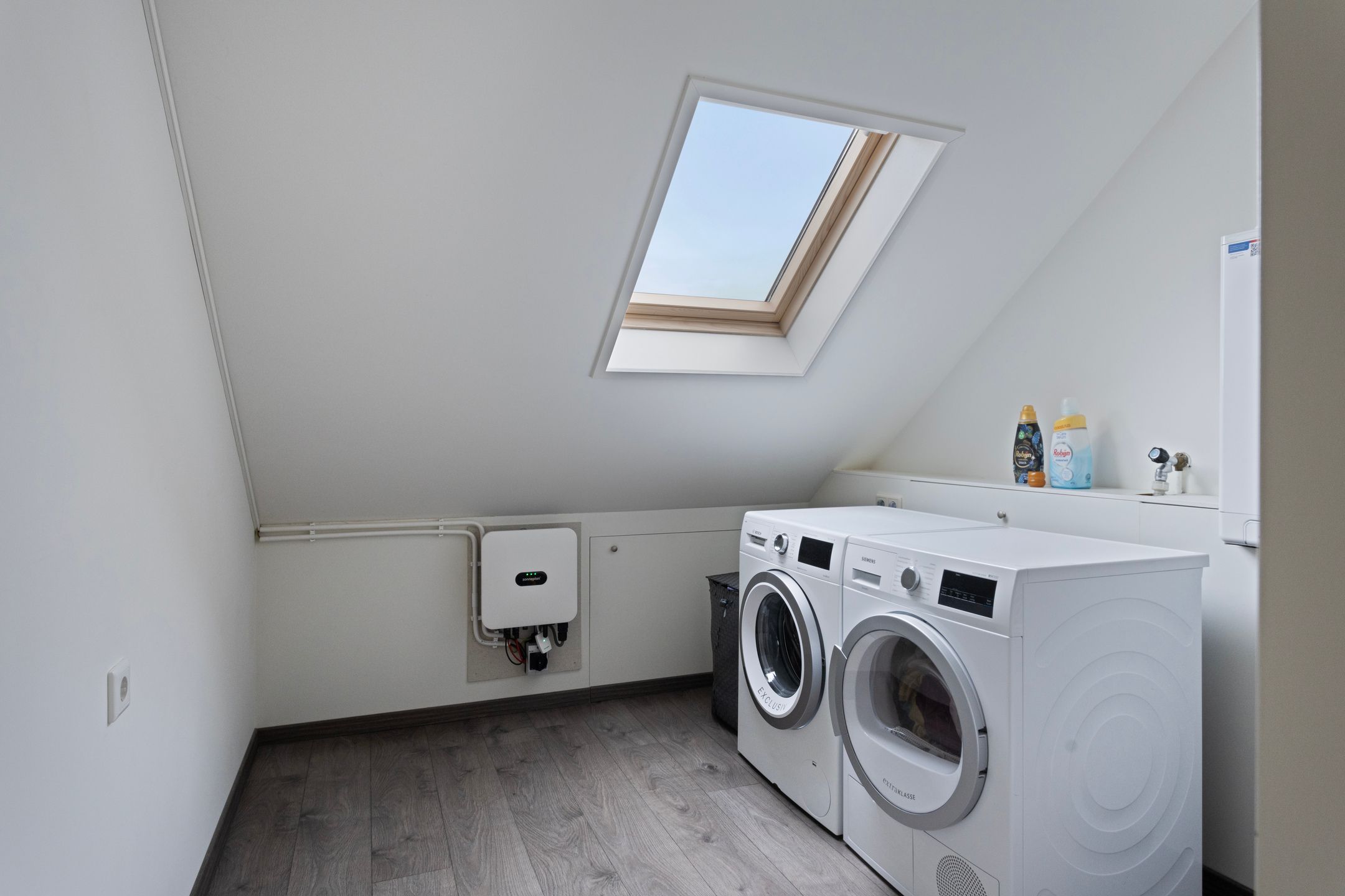 Photo 39 of Wolvespoor 13