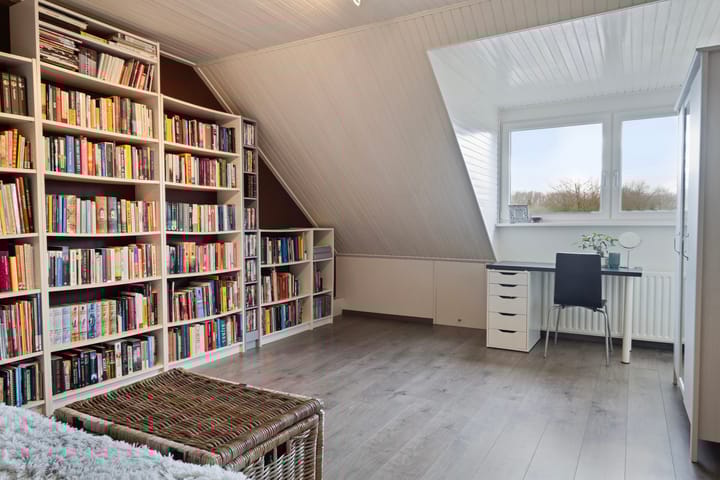 Photo 41 of Wolvespoor 13