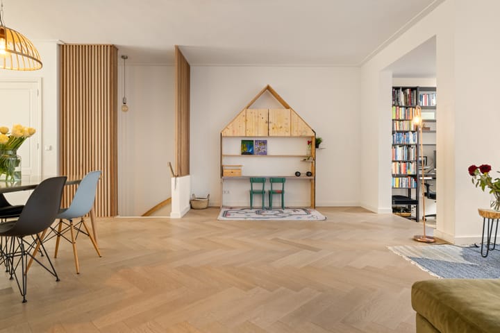 Photo 4 of Witte de Withstraat 22-AH