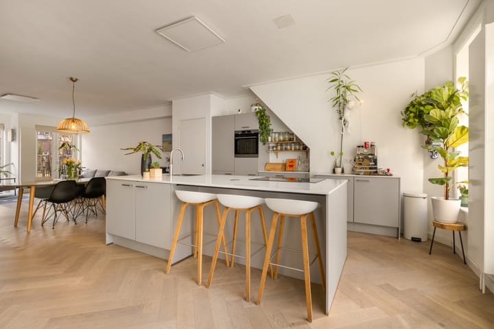 Photo 5 of Witte de Withstraat 22-AH