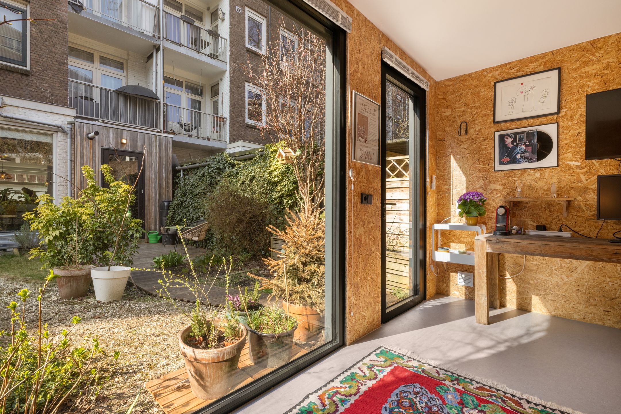 Photo 18 of Witte de Withstraat 22-AH