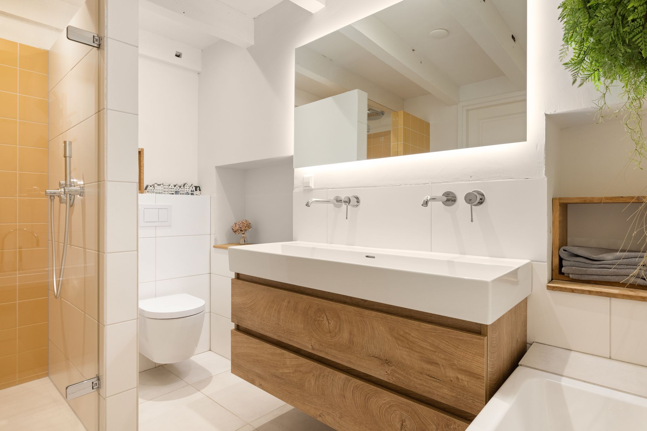 Photo 30 of Witte de Withstraat 22-AH