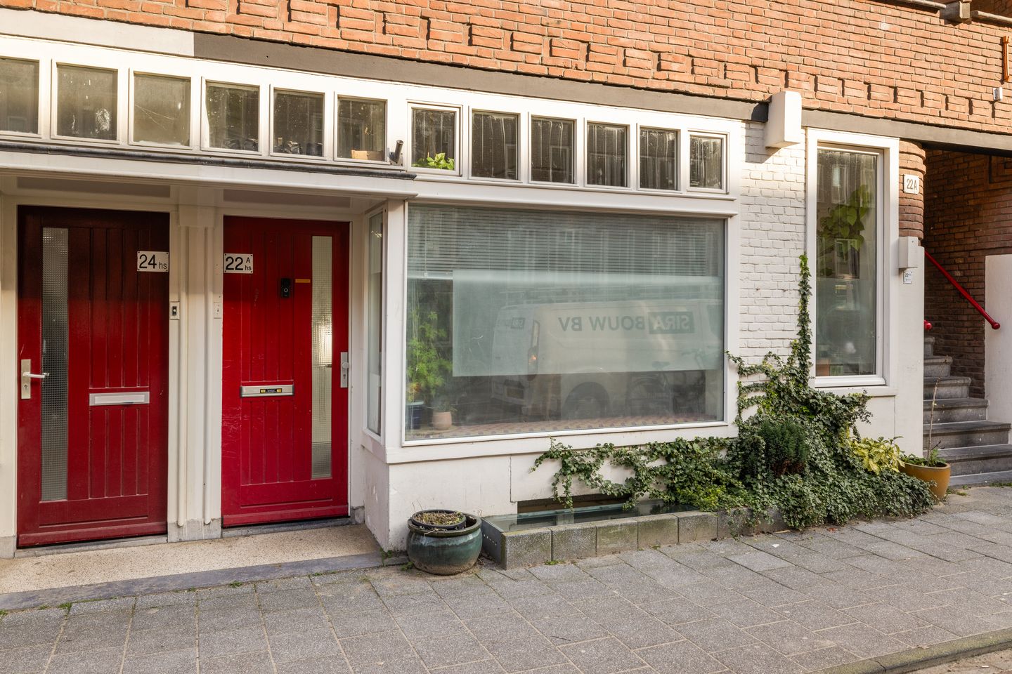 Photo 35 of Witte de Withstraat 22-AH