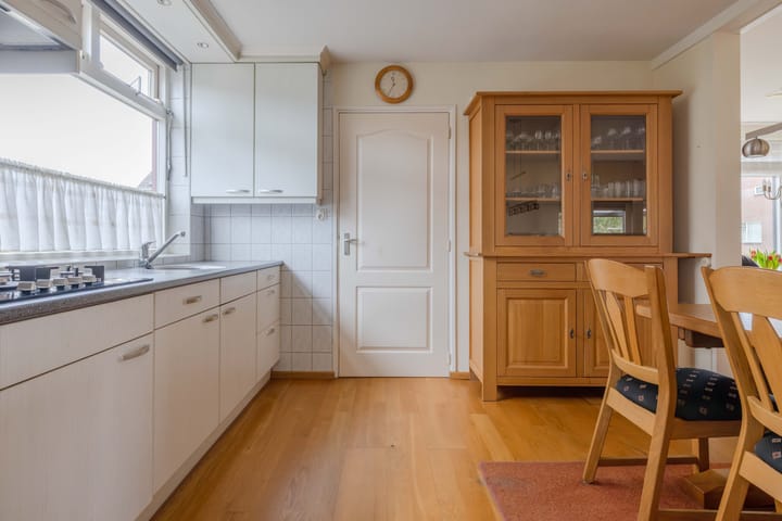 Foto 15 van Vondelstraat 8