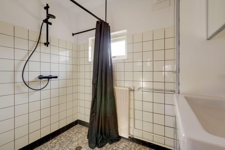 Foto 16 van Geeresteinstraat 12