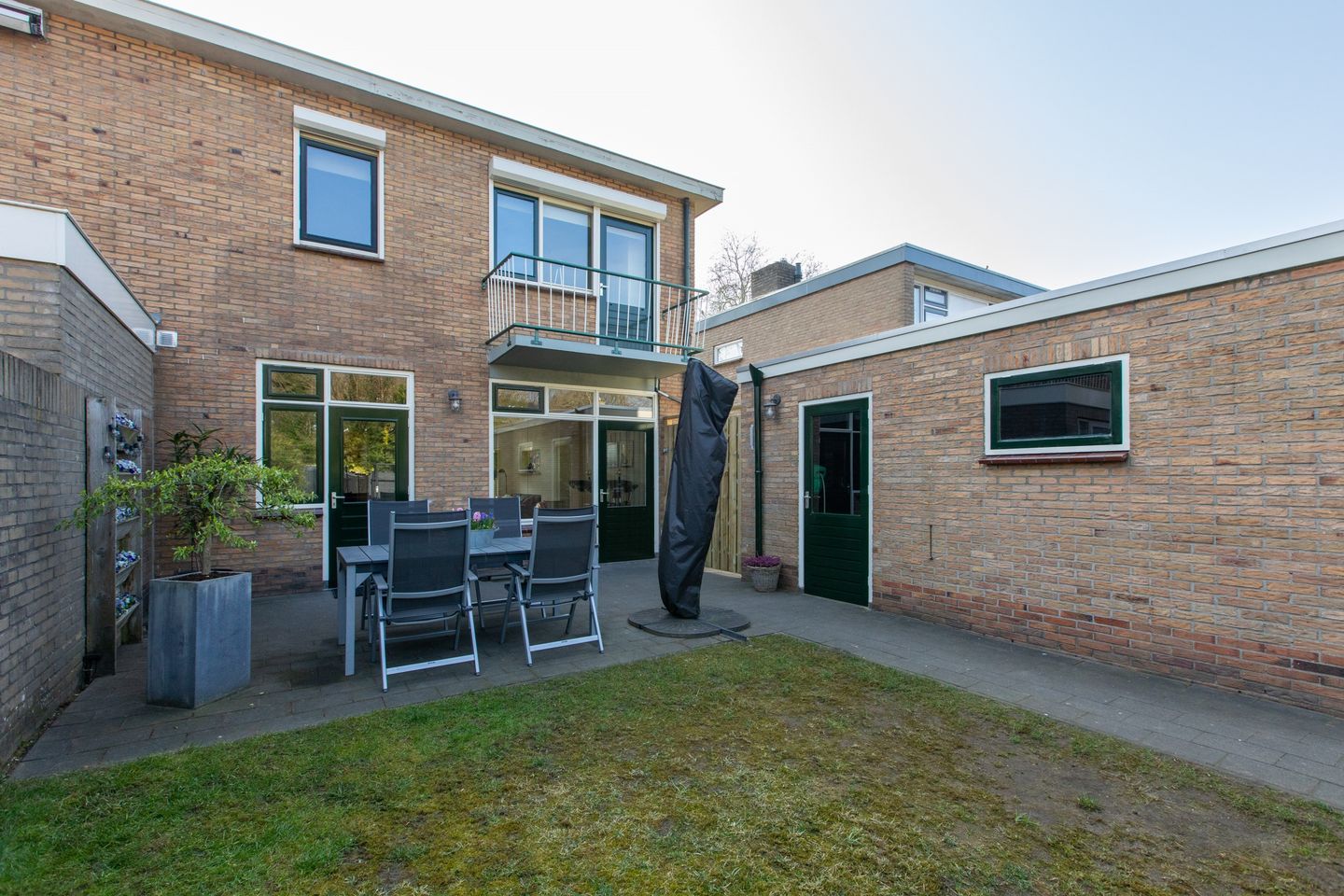 Foto 25 van Geeresteinstraat 12