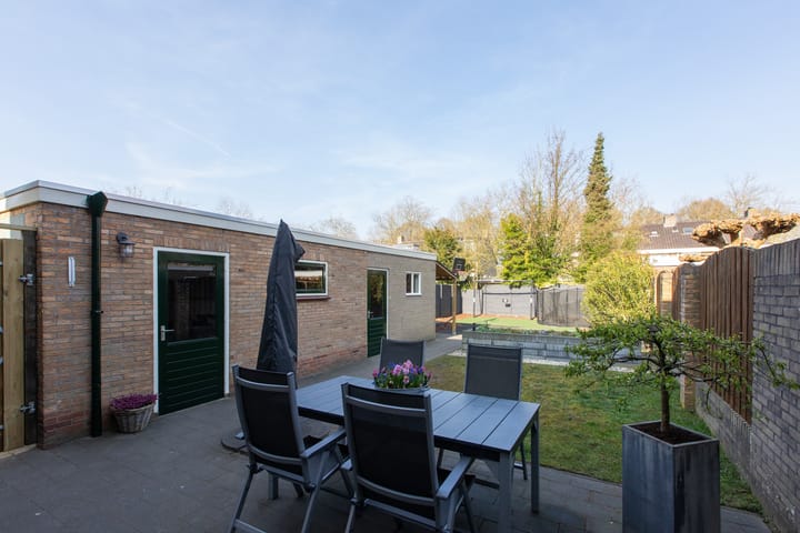 Foto 27 van Geeresteinstraat 12