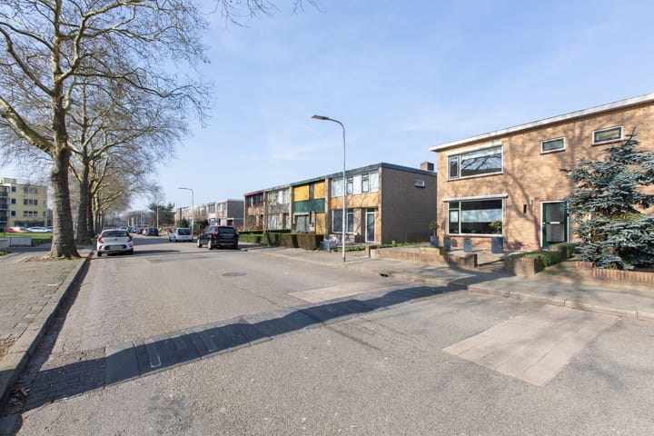 Foto 37 van Geeresteinstraat 12