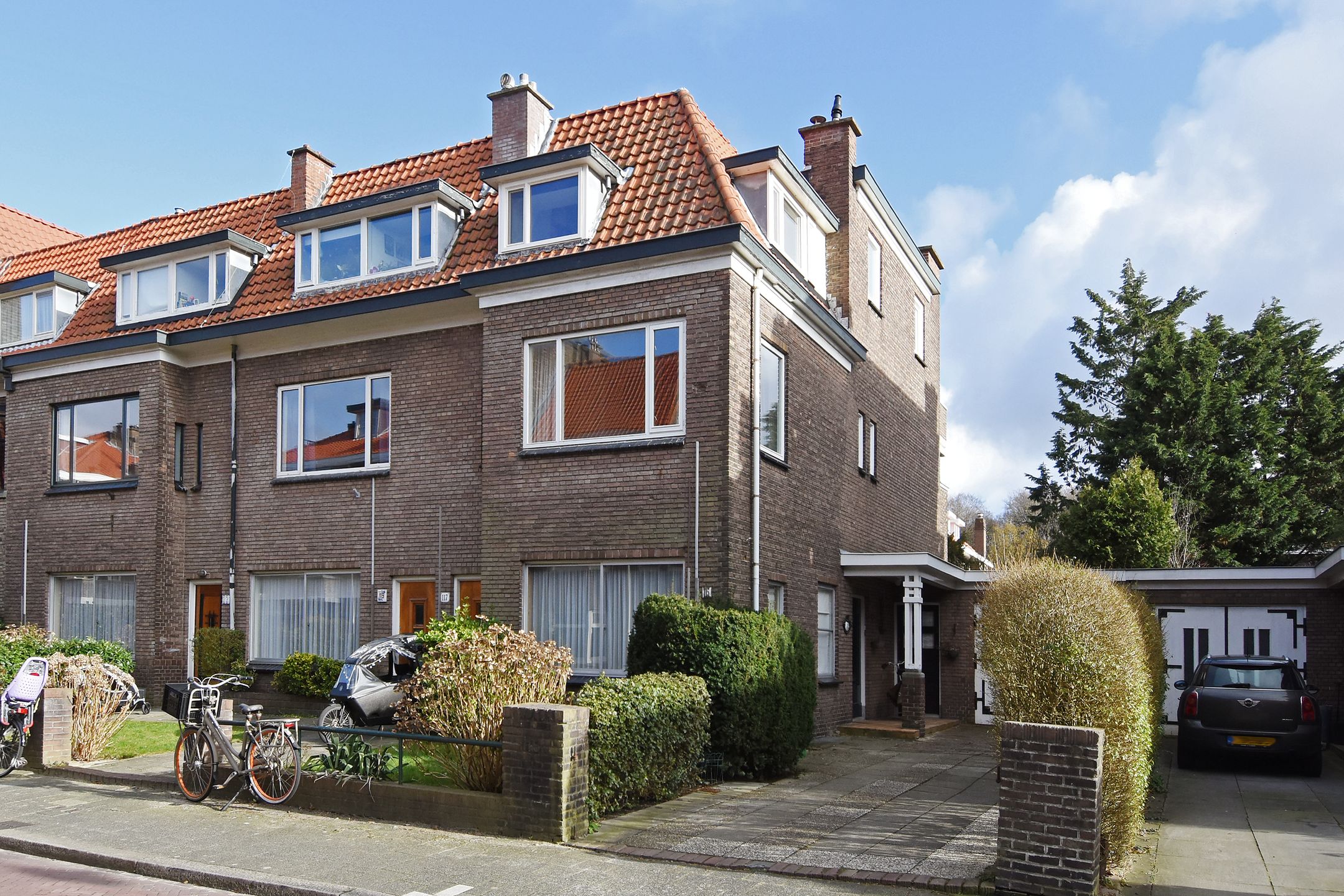 Foto 42 van Roelofsstraat 117