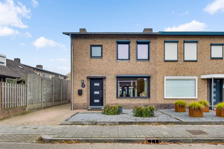 Foto 4 van Martensweg 3