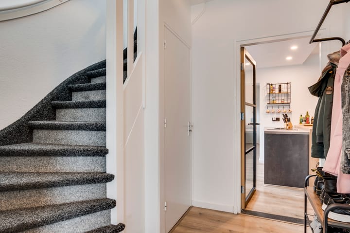 Foto 6 van Martensweg 3