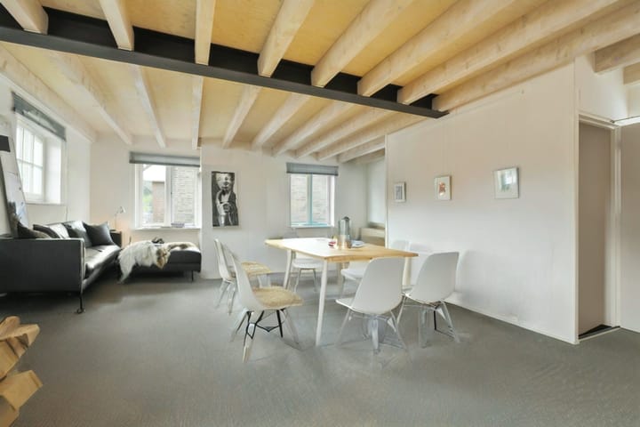 Foto 48 van Laarstraat 6