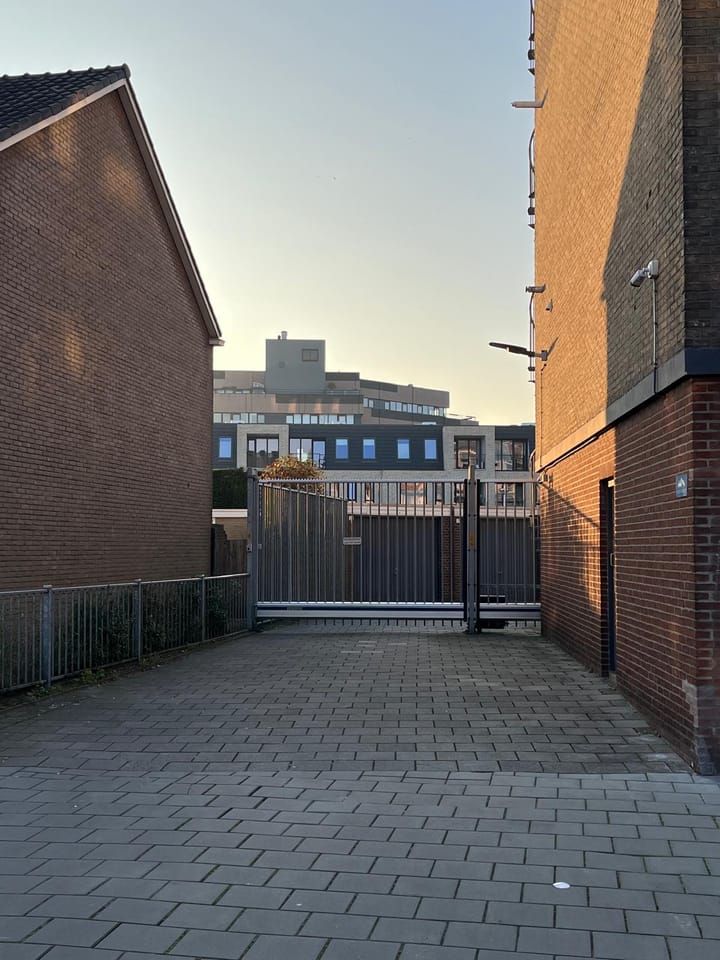 Foto 3 van Pastoor van Akenstraat 2-L