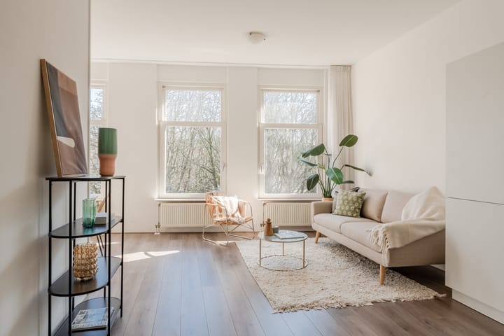 Foto 2 van Kastanjeplein 4-2