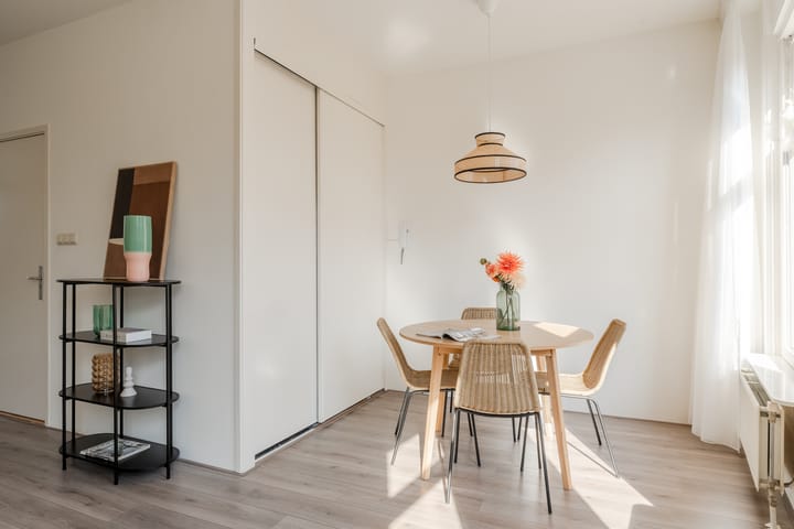 Foto 10 van Kastanjeplein 4-2