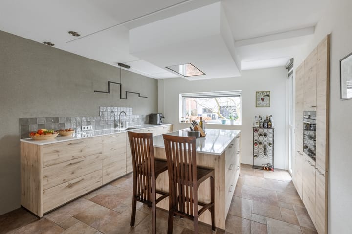 Photo 15 of Emil Noldestraat 9