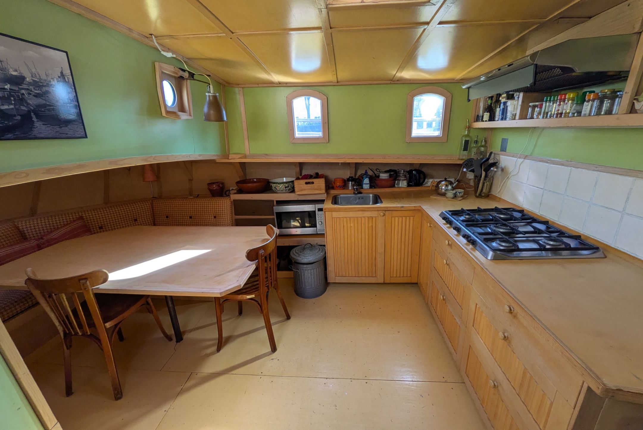 Foto 12 van Haringvliet 68