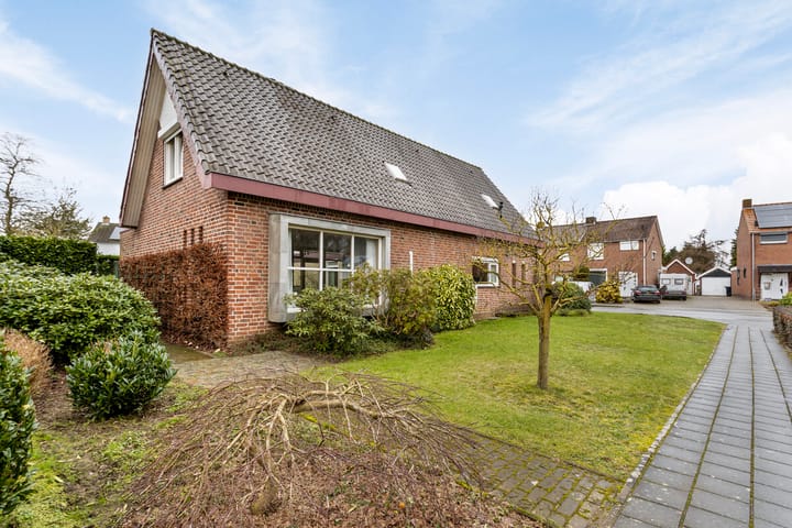 Photo 2 of Molenweg 24