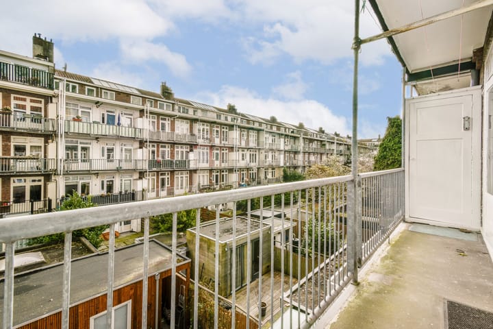 Photo 11 of Postjeskade 109-2