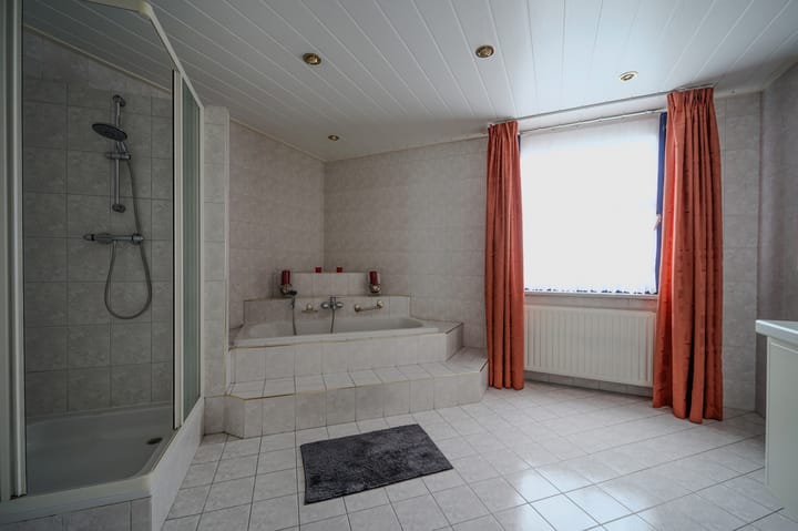 Photo 14 of Dorpsstraat 42-F