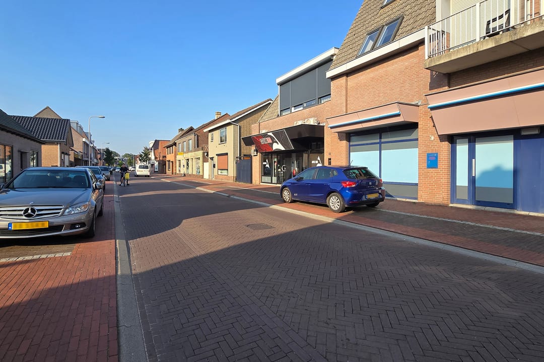 Photo 26 of Dorpsstraat 42-F