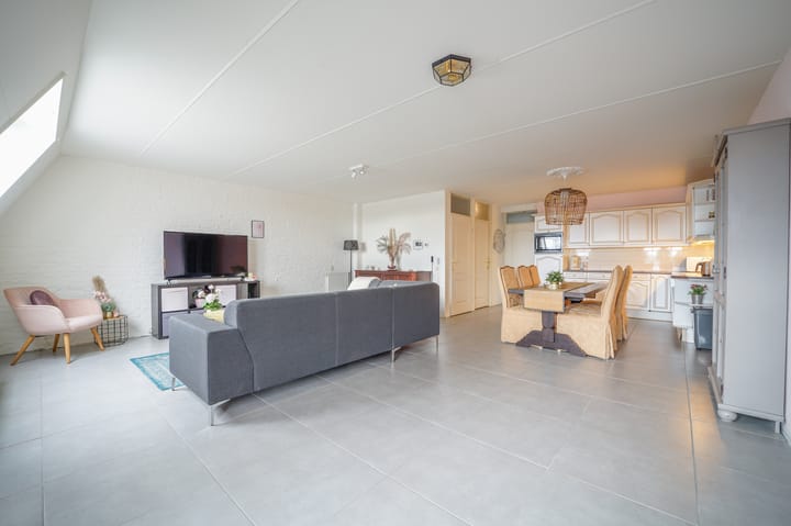 Photo 9 of Dorpsstraat 42-F