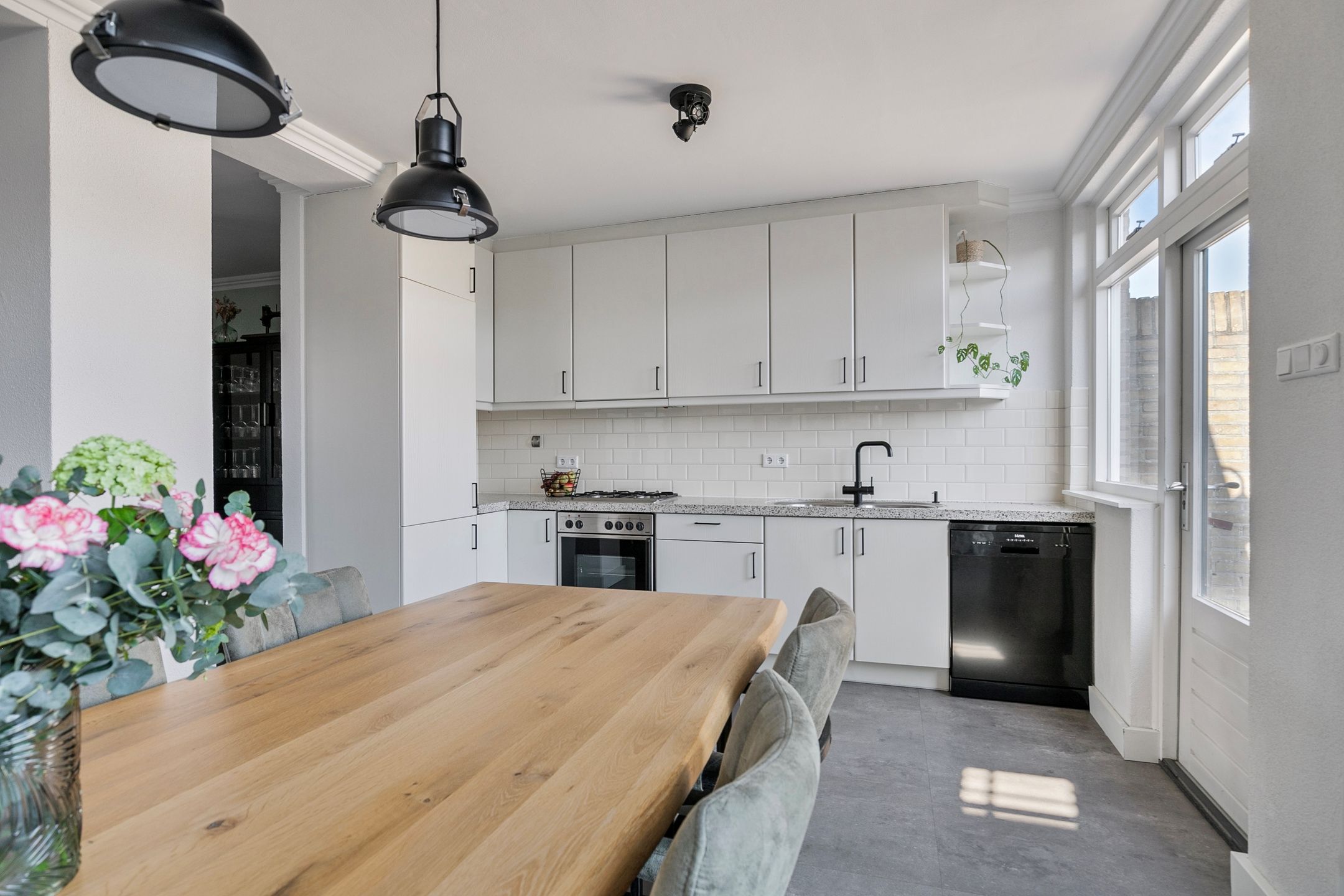 Foto 3 van Beneluxlaan 6