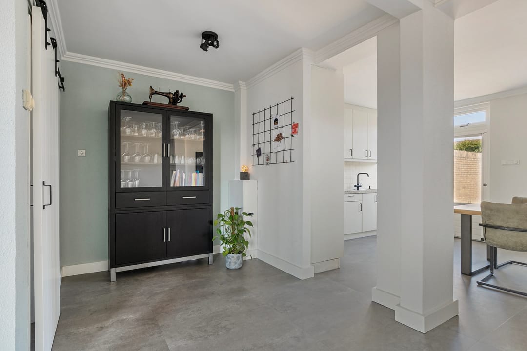 Foto 11 van Beneluxlaan 6