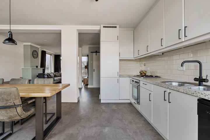 Foto 14 van Beneluxlaan 6