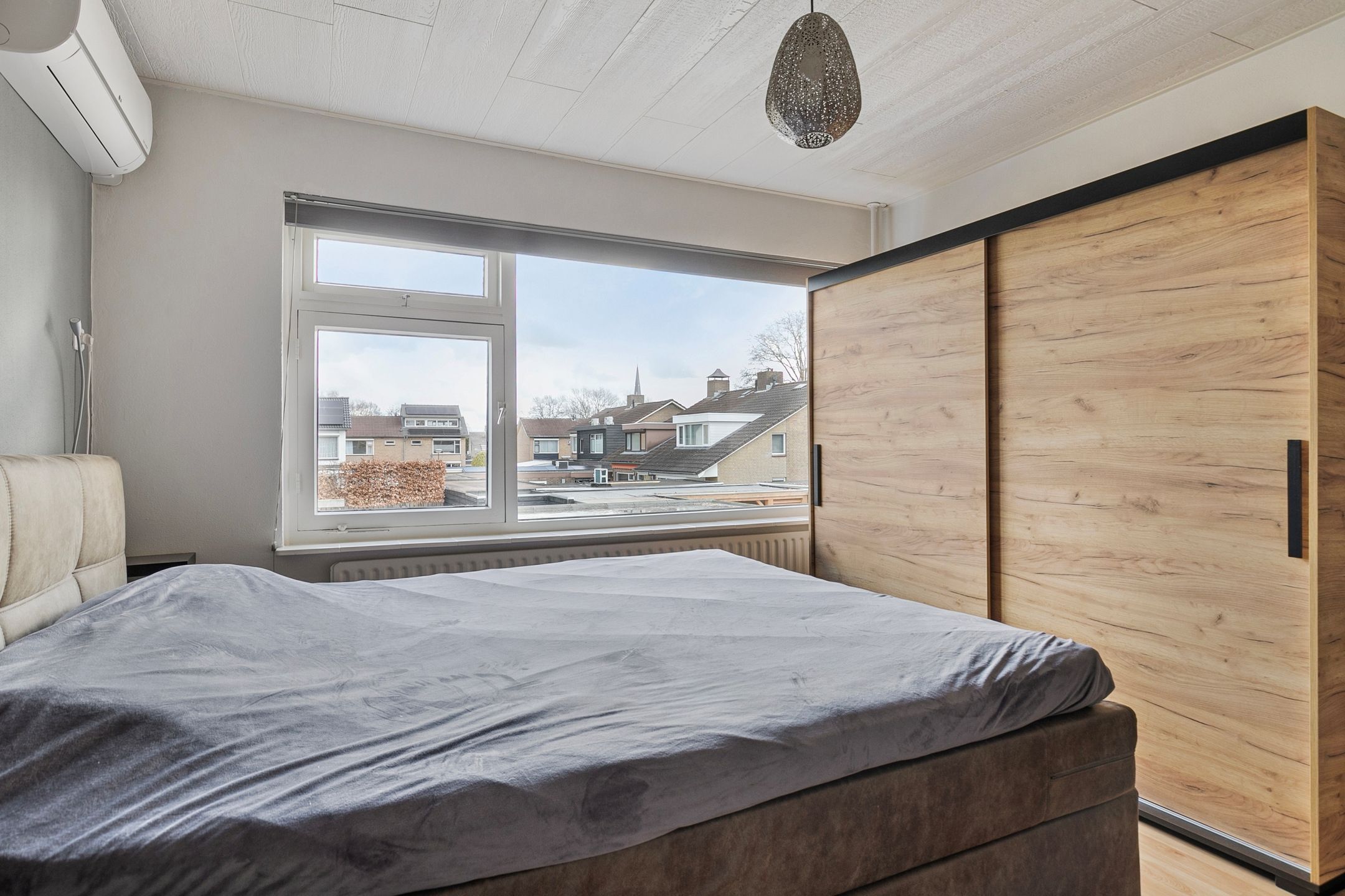 Foto 18 van Beneluxlaan 6