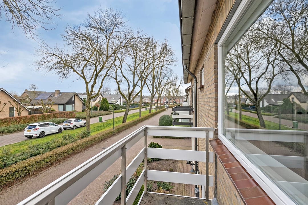 Foto 22 van Beneluxlaan 6