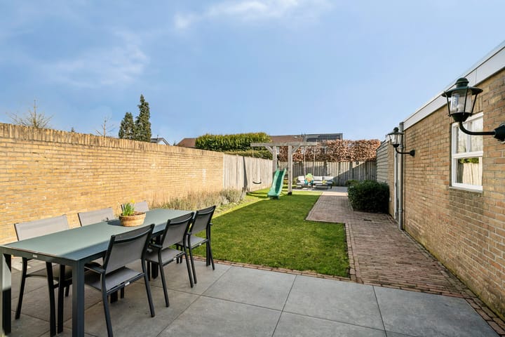 Foto 25 van Beneluxlaan 6