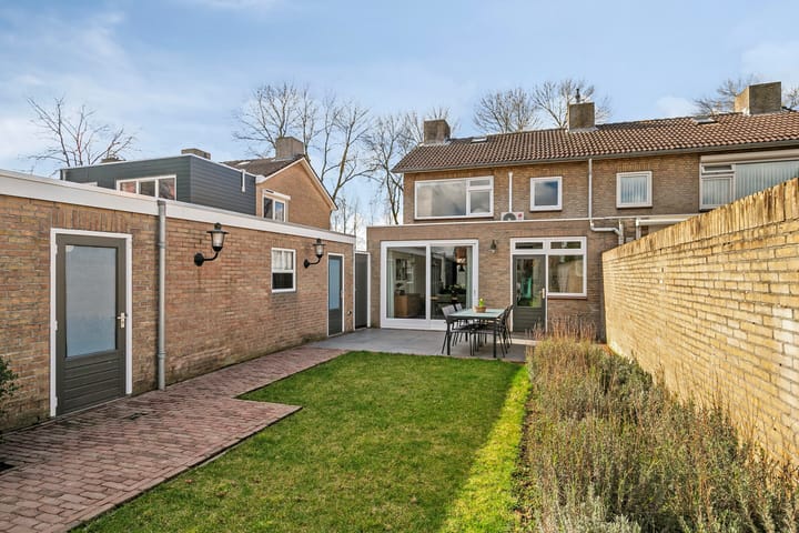 Foto 29 van Beneluxlaan 6