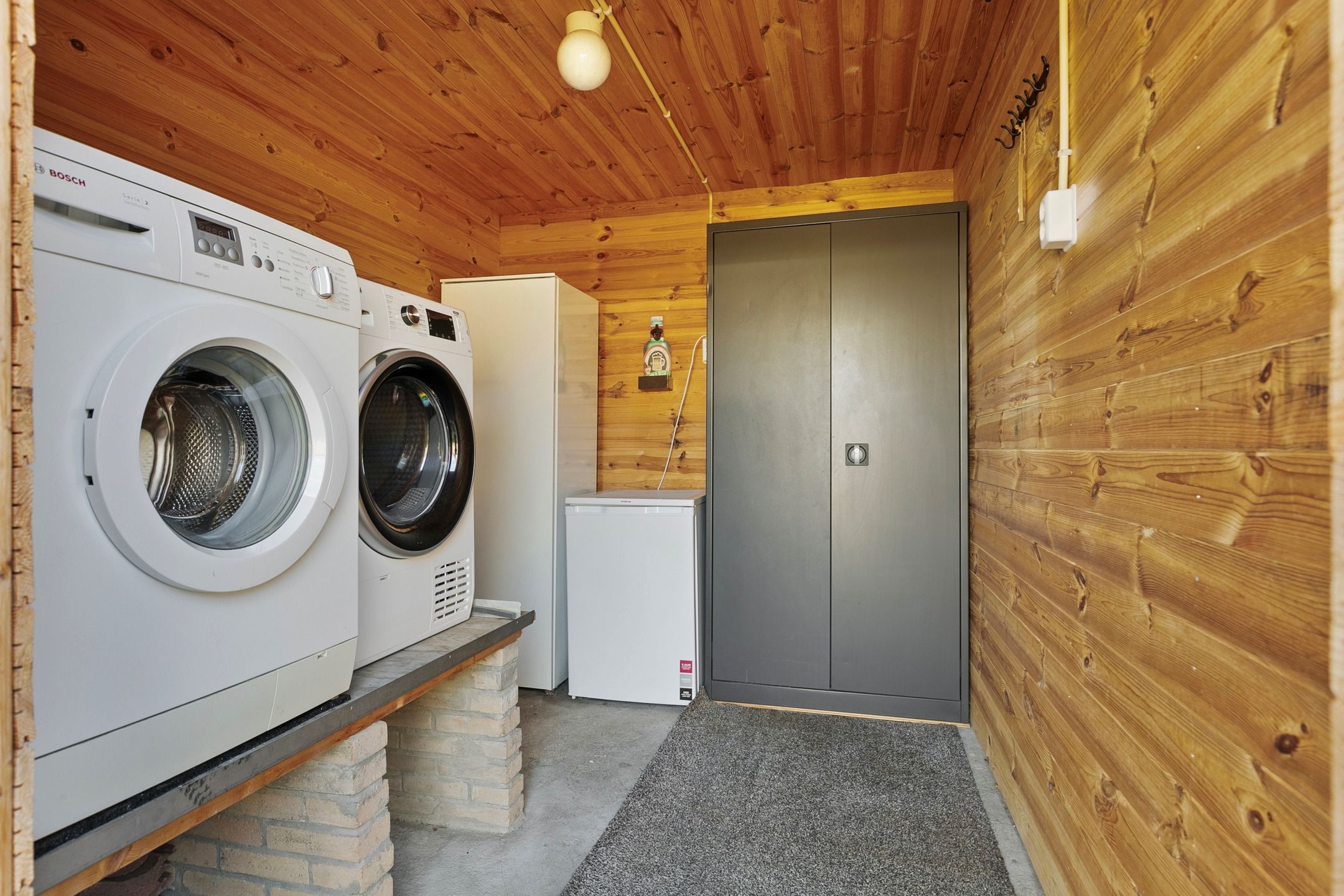 Foto 30 van Beneluxlaan 6