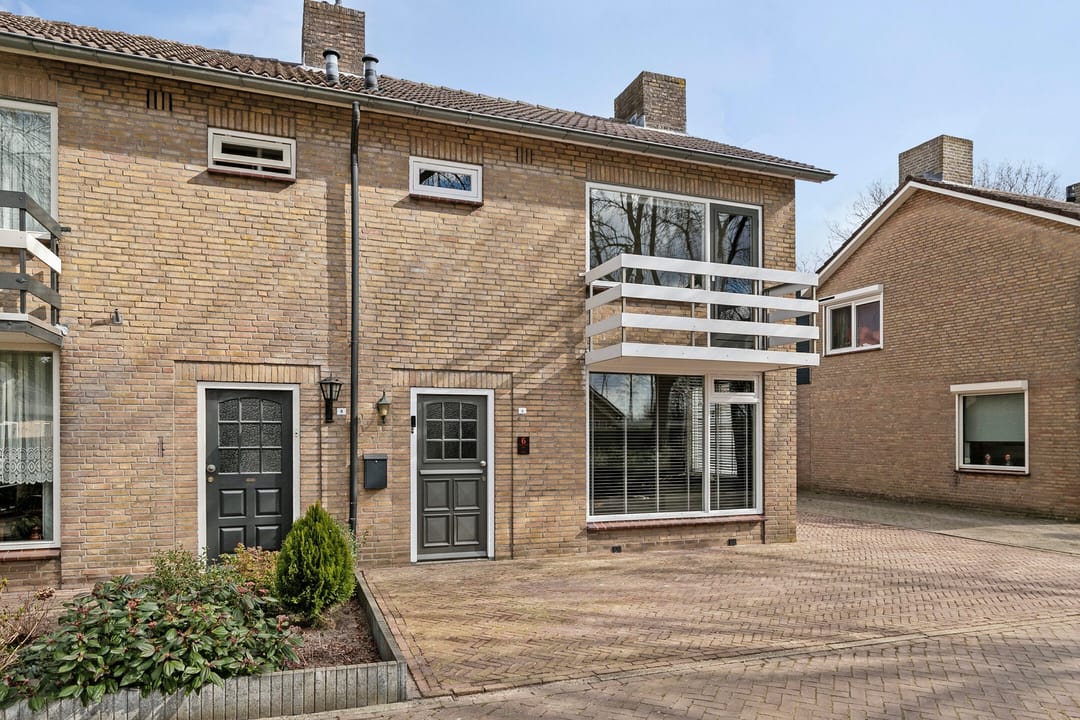 Foto 31 van Beneluxlaan 6