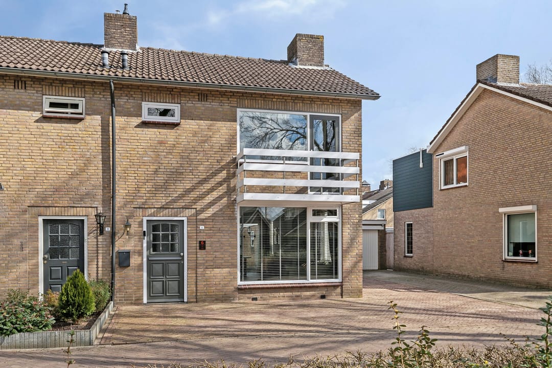 Foto 32 van Beneluxlaan 6