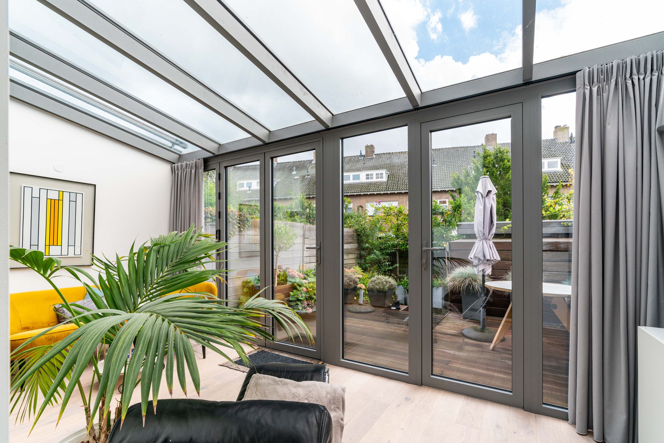 Photo 12 of Van Zuylen van Nijeveltstraat 123