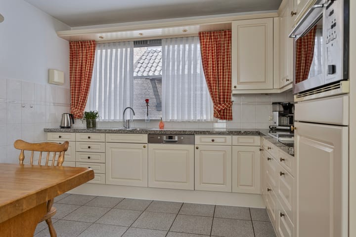 Foto 18 van Antoniusstraat 64