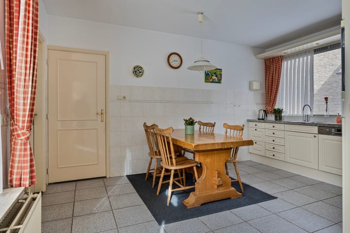 Foto 16 van Antoniusstraat 64