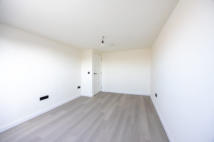 Foto 16 van Decimastraat 10-A