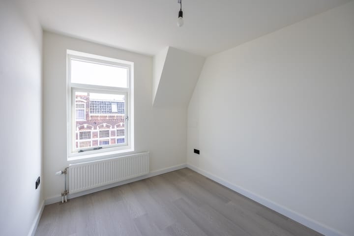 Foto 22 van Decimastraat 10-A