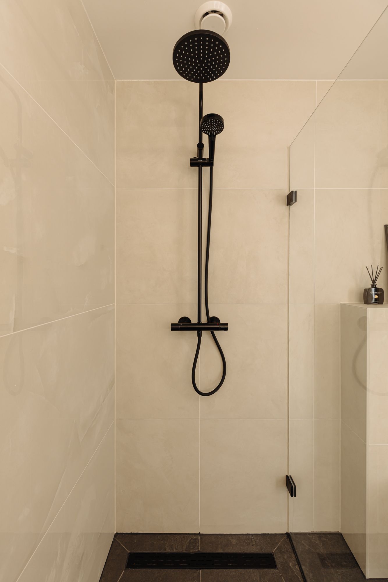 Photo 15 of Eerste Atjehstraat 156-3